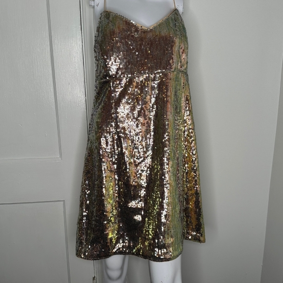 GUESS NWT Womens Sequin Guess iredescent gold Kelia sweetheart neck dress - Picture 1 of 5